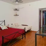 Villa In With Pool And Scenic Views