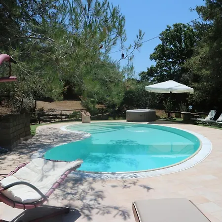 In With Pool And Scenic Views *